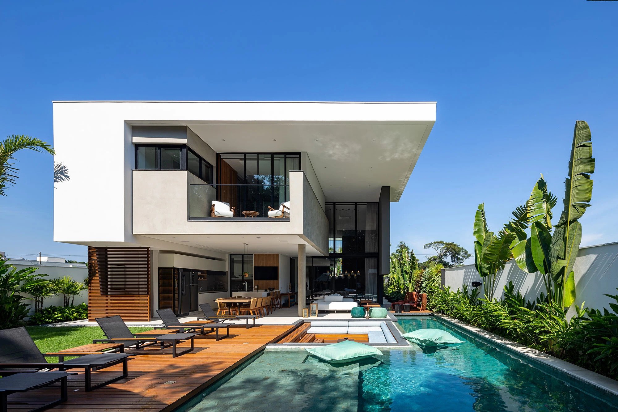 اقامت کاسا در باکو